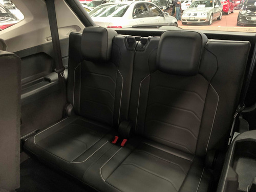 Imagen 8 de 15 de Volkswagen Tiguan 2.0 Highline Aut Ac 7 Pasjs 2018
