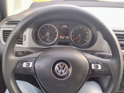 Imagen 11 de 15 de Volkswagen Suran 2016 1.6 Comfortline 101cv