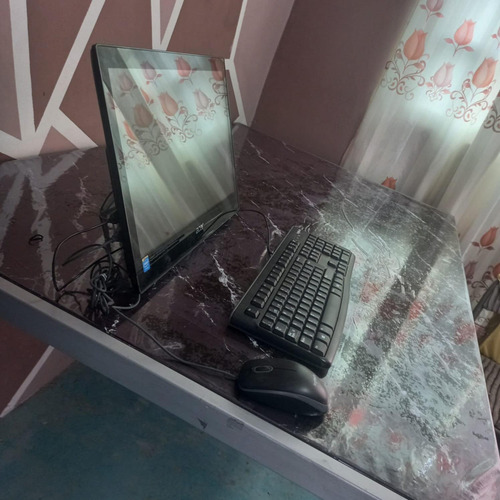 Computadora De Escritorio Todo En 1 (todo En 1 ) (Usado)