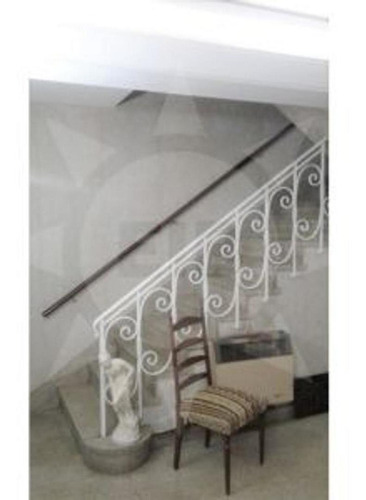 Imagen 4 de 11 de Casa De Estilo En Barrio Candioti Norte