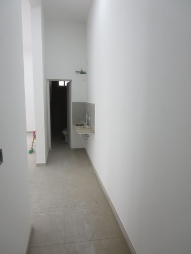 Imagen 3 de 10 de Local Comercial En Venta Ubicado En 12 De Octubre