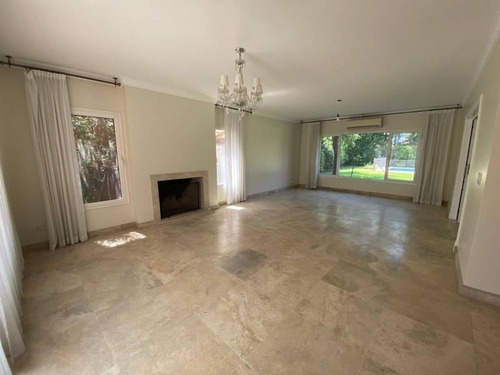Imagen 5 de 21 de Excelente Casa Estilo Racionalista!
