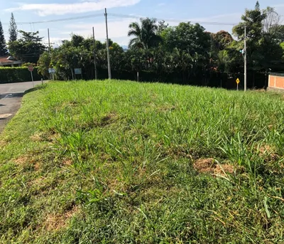Lote y casalote en venta