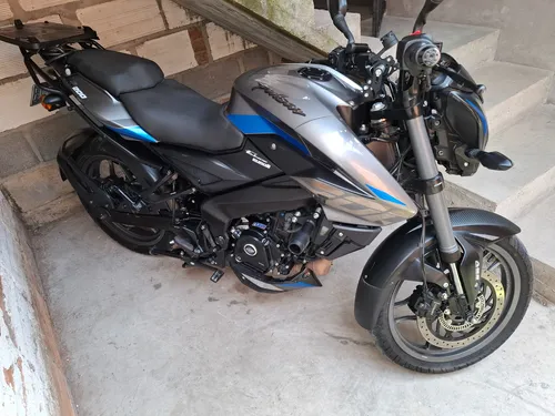 Pulsar Ns 200