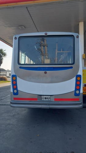 Imagen 6 de 8 de Mercedes Benz 1418