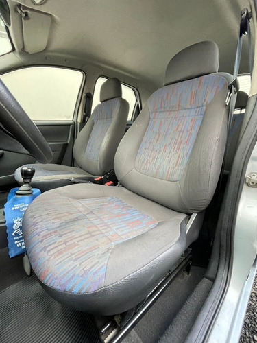 Imagem 9 de 14 de Chevrolet Celta 1.0 4p Vhc Flex Spirit