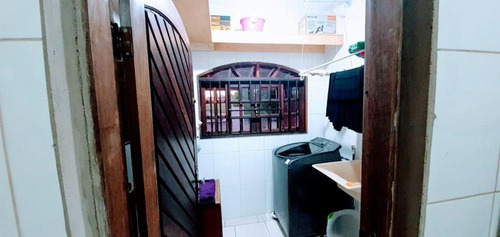 Imagem 24 de 30 de Essa É A Casa Perfeita Para Quem Está Em Busca De Segurança E Principalmente Conforto , Confira: - 1376