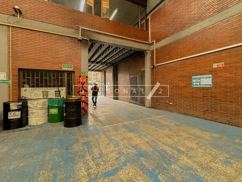 Bodega Industrial En Arriendo En Montevideo
