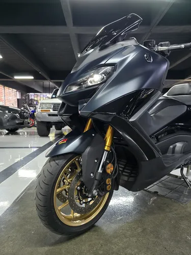 Yamaha T Max 560