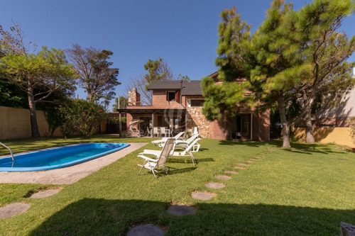 Venta De Casa San Rafael 4 Dormitorios