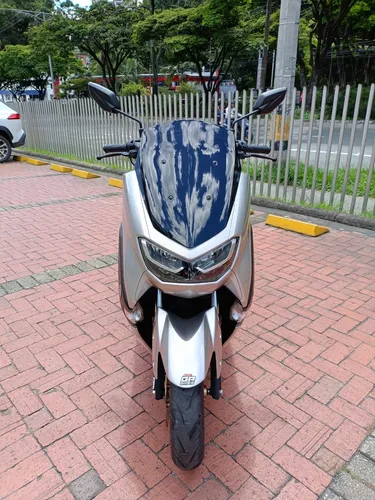 Yamaha Nmax Connect