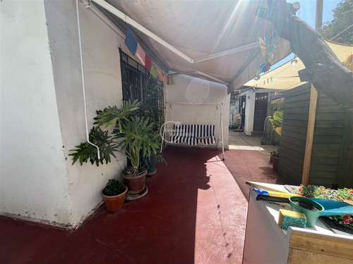 Estupenda Casa De 1 Piso Con 4 Dormitorios En Duble Almeyda