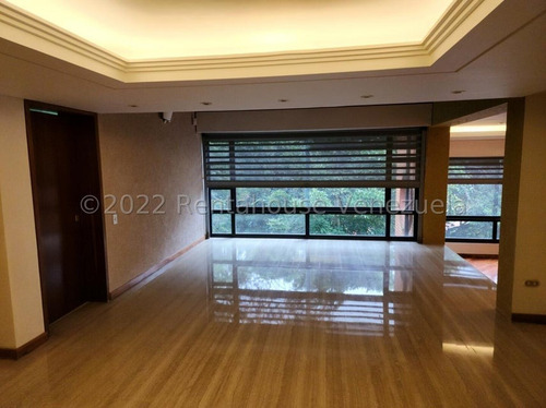 Cómoda Y Esplendida Casa En Venta Ubicada En Oripoto 23-15865