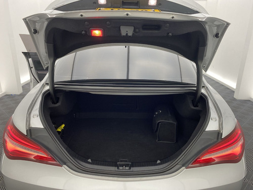 Imagen 23 de 25 de Mercedes Benz Cla 45 Amg A Matic 2.0