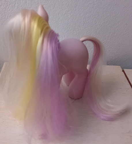 Figura My Little Pony Fluttershy Hasbro 2002 (Usado)
