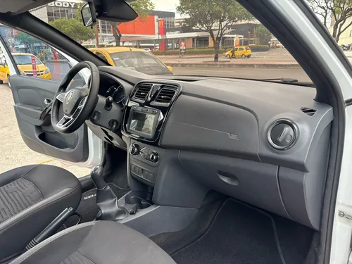 Renault Stepway INTENS 1.6 MT