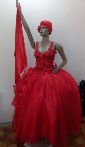 pomba gira de vestido vermelho