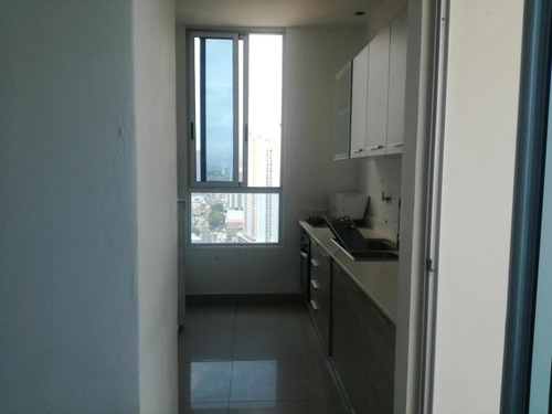 Imagen 7 de 14 de Alquiler De Apartamento En Ph Rainbow Tower El Carmen 193826