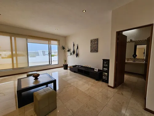 Lujosa Y Moderna Casa En Venta/renta (amueblada), Rec. En Pb, El Campanario, Qro