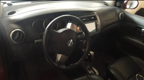 Imagem 4 de 8 de Nissan Grand Livina 2011 1.8 Sl Flex Aut. 5p