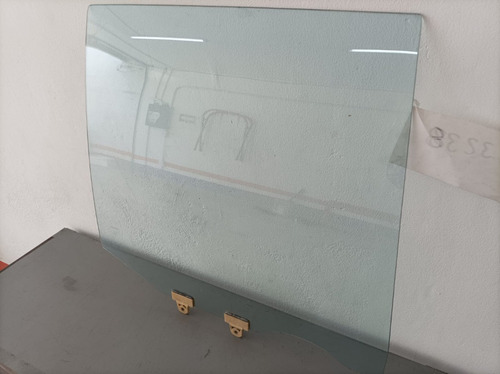 Cristal Puerta Trasera De Nissan Tsuru Ii 87-91 De 4 Puertas