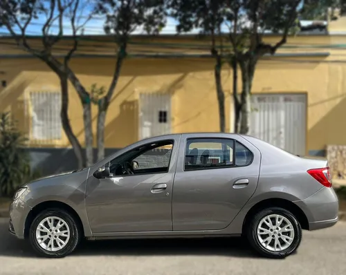 Renault Logan 1.6 life + mecanico