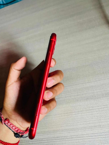 iPhone 11 256 Red Product (Usado)