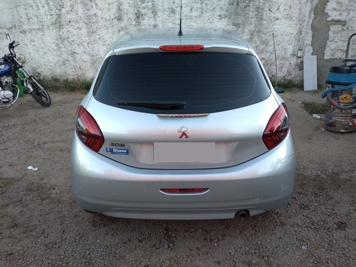 Imagen 5 de 6 de Peugeot 208 Active 1.5 - 2017 - 29.000km