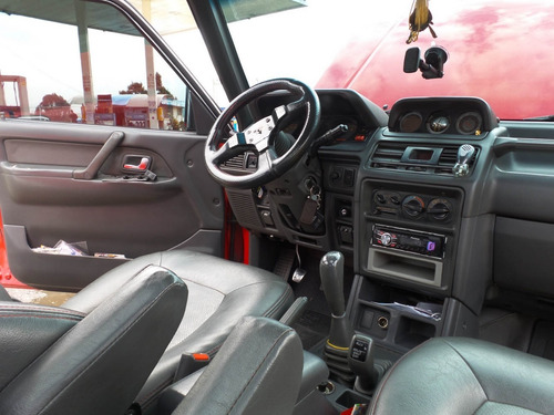 Mitsubishi Montero Wagon