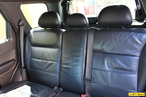 Ford Escape 3.0 XLT At 4X4