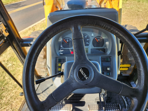 Trator Valtra Bm 120 Ano 2003