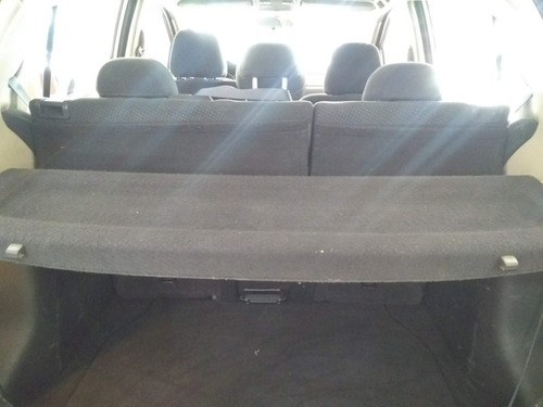 Nissan Tiida 1.8 Visia 5 P 2011