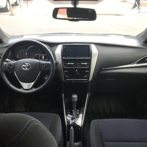 Imagen 4 de 9 de Toyota Yaris