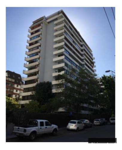 Departamento En Venta De 5 Dormitorios En Vitacura