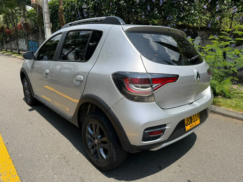 Renault Stepway 1.6 Expression / Zen