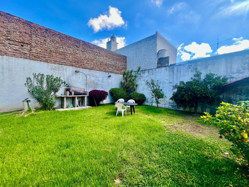 Casa 4 Ambientes Parquizado Parque Avellaneda