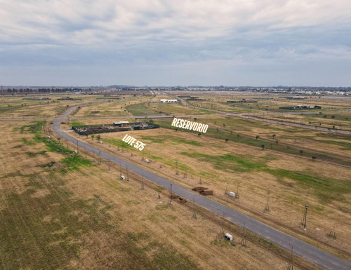 Terreno En Venta Vida Club De Campo Lote 448/449 Con Fondo Al Reservorio Y Fondo Norte, Funes