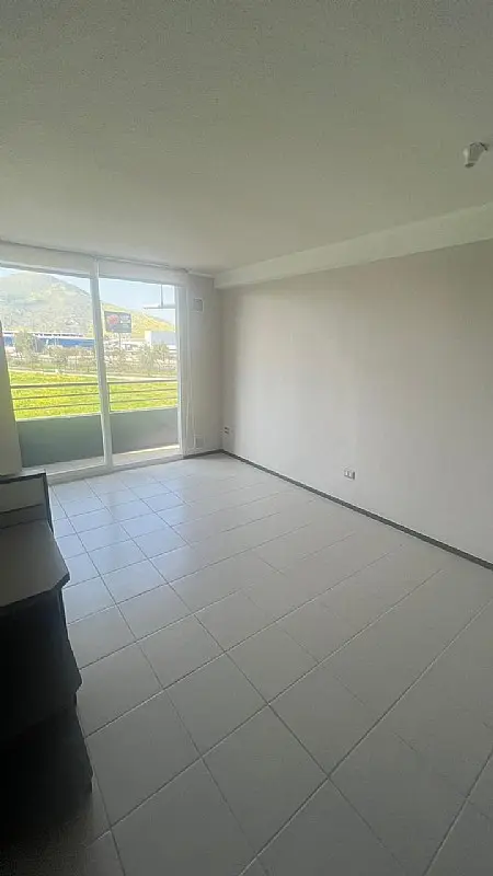Imagen 3 de 23 de Mall Arauco Quilicura / Metro Quilicura