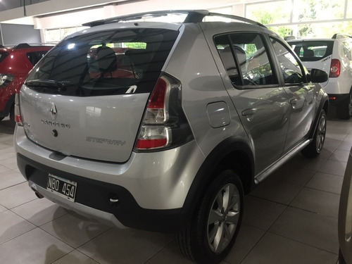 Renault Sandero Stepway 2013 1.6 Privilege Nav 105cv