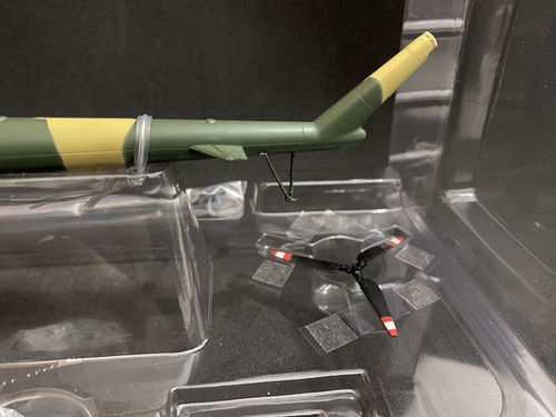 1:72 Easy Model Helicóptero Mi4 Hound East German Air Force