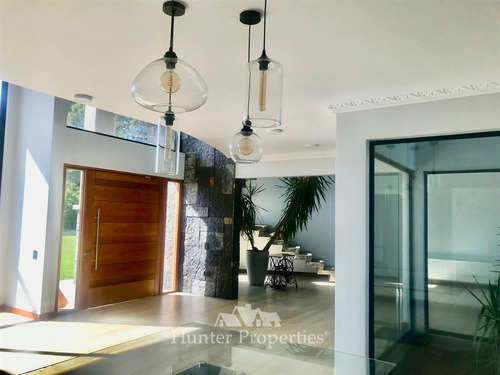 Casa En Venta En Oferta De 5d 5b De 579 M2 En Unihue Talca