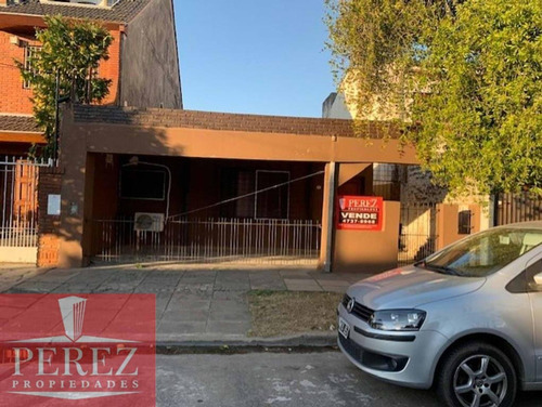 Imagen 1 de 15 de Inmejorable Zona De Martinez !!! Casa En Lote Propio