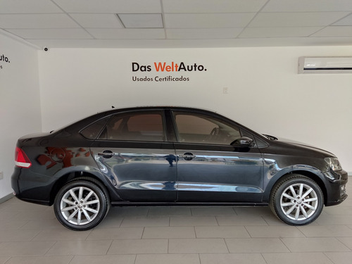 Imagen 13 de 15 de Volkswagen Vento Highline 1.6l L4 105hp Mt 2020