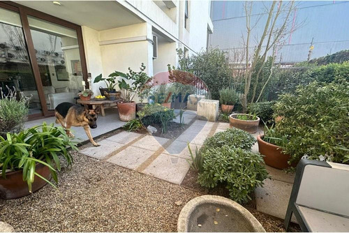 Departamento Con Jardín, 2 Dormitorios