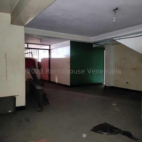 Local Comercial En Alquiler, Petare #24-12595