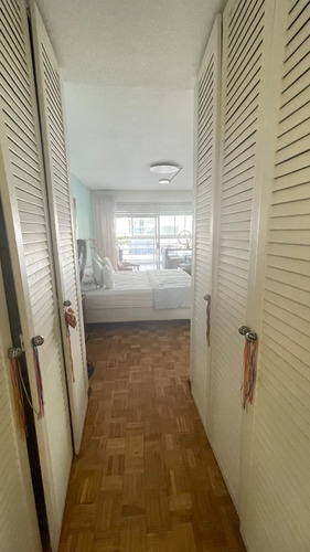 Imagen 6 de 28 de Vendo Apto 4 Dorm + Servicio Completo- Rambla De Pocitos, Vista, Excelente Ubicación!!