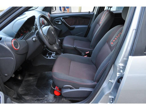 Imagem 9 de 15 de Renault Sandero Stepway 1.6 Mt