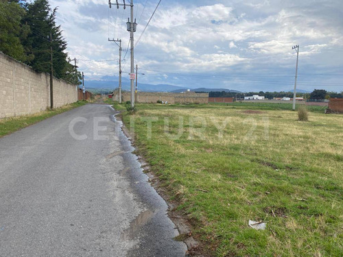 Terreno En Venta En Cacalomacan, Toluca, Edo. México