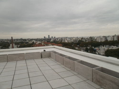 Edificio A Estrenar, Se Alquila U$s 14/m2 Todo Un Piso En Gris O Fracciones, A Negociar
