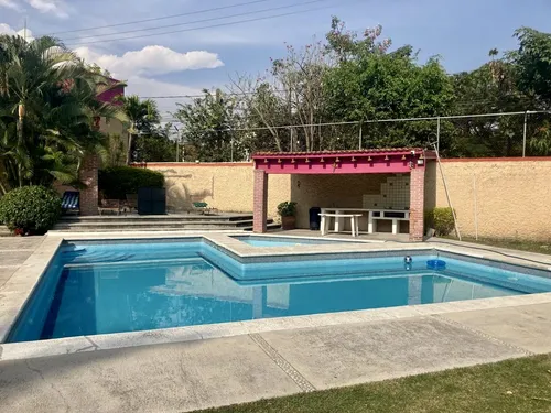 Casa En Venta En Morelos, Jiutepec